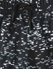 Shorts de baloncesto de alto rendimiento con rayas laterales y estampado Mix And Match para bebés y niños pequeños
