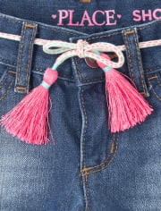 Shorts cortos de mezclilla con dobladillo deshilachado para niñas