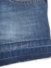 Shorts cortos de mezclilla con dobladillo deshilachado para niñas