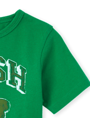 Camiseta con gráfico de trébol familiar a juego para bebés y niños pequeños