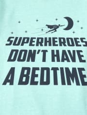 Camiseta con gráfico de superhéroe para dormir para bebés y niños pequeños