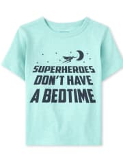 Camiseta con gráfico de superhéroe para dormir para bebés y niños pequeños