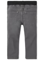 Jeans rectos para bebés y niños pequeños