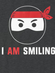 Camiseta con gráfico sonriente Ninja para niños