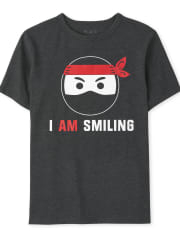 Camiseta con gráfico sonriente Ninja para niños
