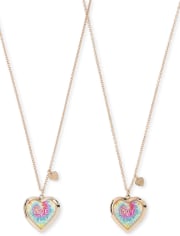 Paquete de 2 collares con medallón de corazón con efecto teñido anudado para niñas