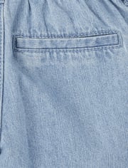 Jeans tipo jogger de mezclilla para niña