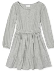 Vestido con gradas para niñas