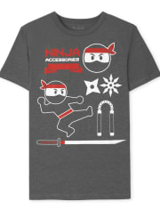 Camiseta estampada con accesorios Ninja para niños