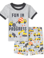Pyjama en coton ajusté avec camion de construction pour bébés et tout-petits garçons