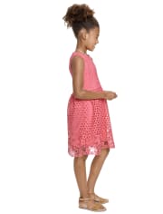 Vestido recto con ojales para niñas