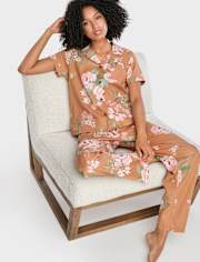 Pijama de popelina floral para mujer