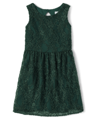 Vestido ajustado y con vuelo de encaje con aberturas para niñas
