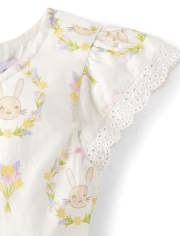 Vestido con volantes y conejita para niñas