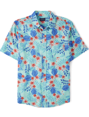 Camisa con botones tropicales familiares a juego para hombre