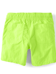 Shorts deportivos sin cierres de secado rápido para niños
