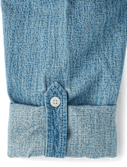 Camisa con botones de cambray para niño