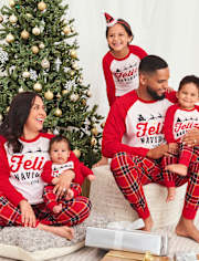 Unisex Kids Matching Family Feliz Navidad 2024 Snug Fit Cotton Pajamas