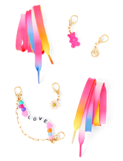 Girls Love Shoelace Charm 7-Piece Set