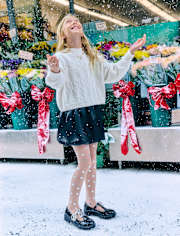 Pull court en maille torsadée avec fausses perles pour fille