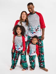 Adult Matching Family Mickey Mouseâ¢ Holiday Pajamas