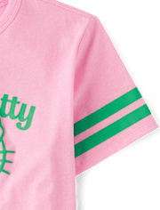 T-shirt graphique Hello Kitty® à imprimé en relief pour la Saint-Patrick (filles)