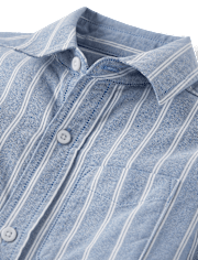 Chemise Oxford rayée à boutons pour garçon, assortie à celle de papa.