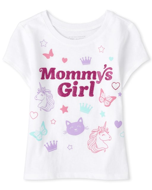 Camiseta de manga corta con gráfico 'Mommy's Girl&