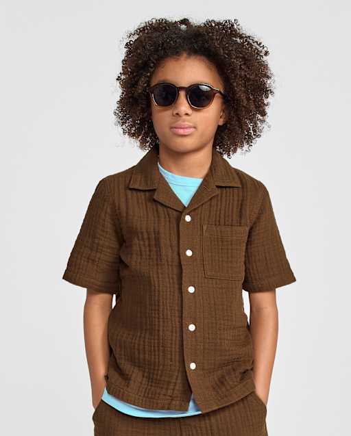 The Children's Place Boys Short Sleeve Gauze Button Up Shirt Brown S (5/6)