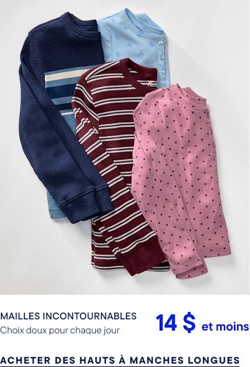 Trois chemises à manches longues, bleu marine, bordeaux et rose, sont superposées sur un fond blanc uni.