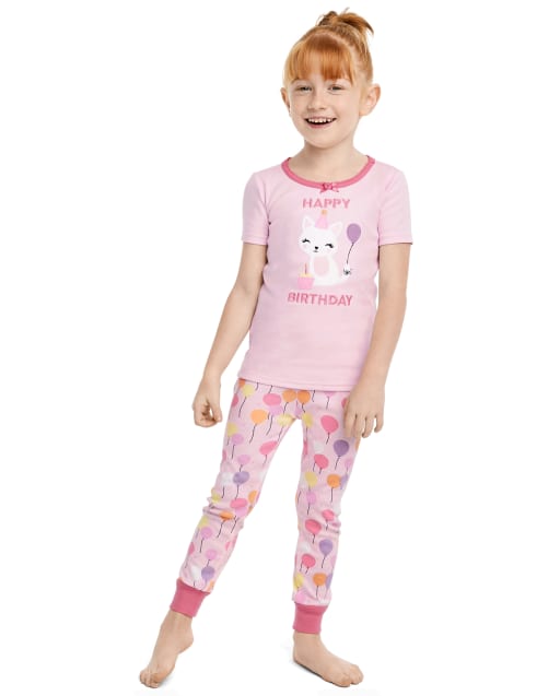 Pijama de 2 piezas de algodón de ajuste ceñido con gato de cumpleaños de manga corta para niñas - Gymmies