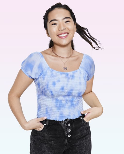 Teen Girls Short Sleeve Print Smocked Cropped Top