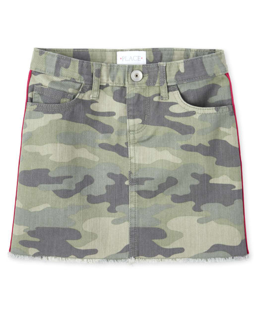 camo skirt with red stripe