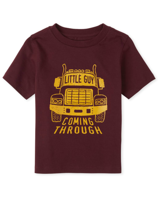 Camiseta con gráfico de camión para bebés y niños pequeños