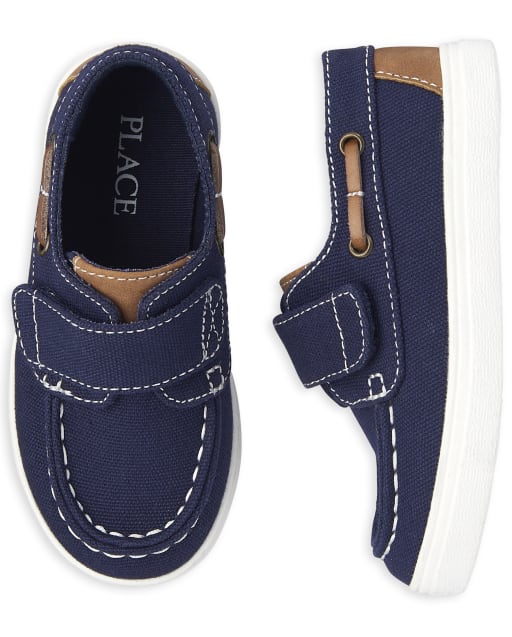 boys boat shoes