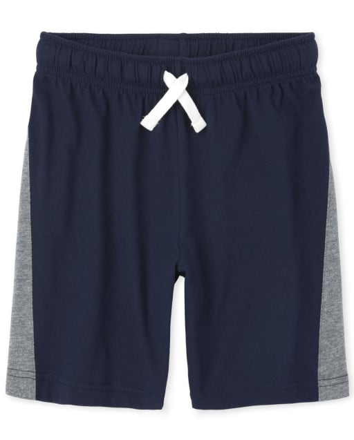 Shorts de baloncesto con rayas laterales para niños