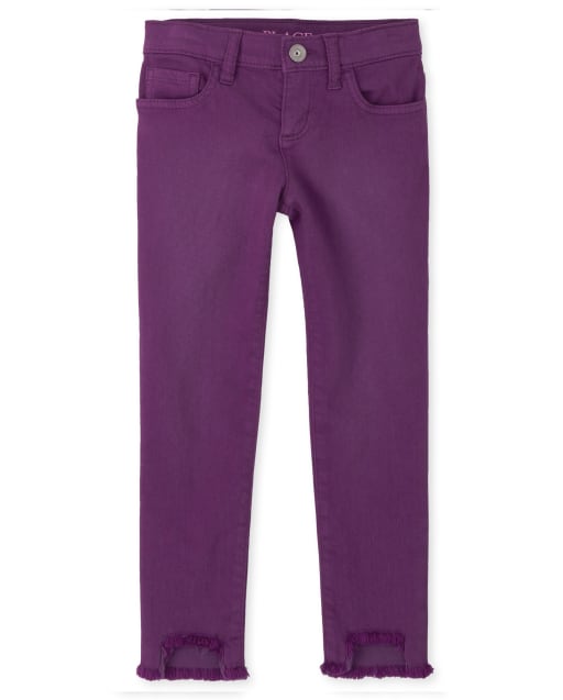 Jeans súper ajustados con dobladillo escalonado para niñas