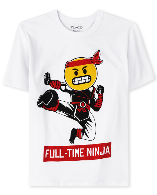 Camiseta con gráfico Ninja a tiempo completo para niños