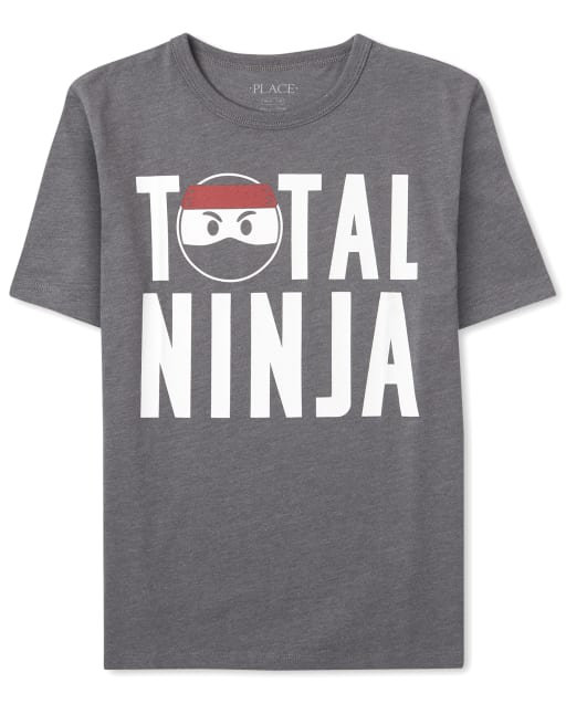 Camiseta con gráfico Total Ninja para niños