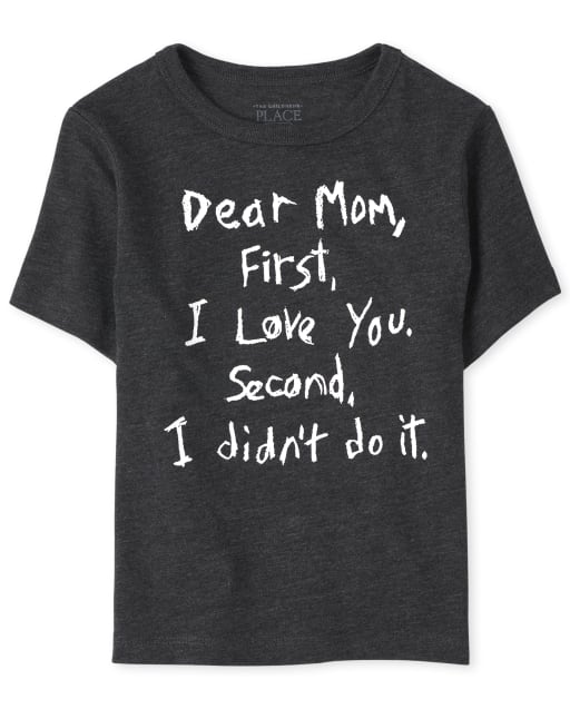Camiseta con gráfico Dear Mom para bebés y niños pequeños