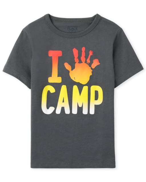 Camiseta gráfica de campamento de manga corta para niños pequeños