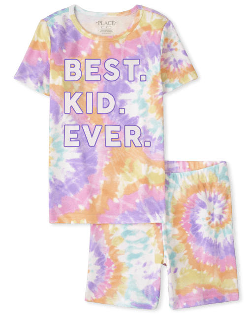 Pijama de algodón ajustado con teñido anudado "Best Kid Ever" de manga corta a juego para niñas