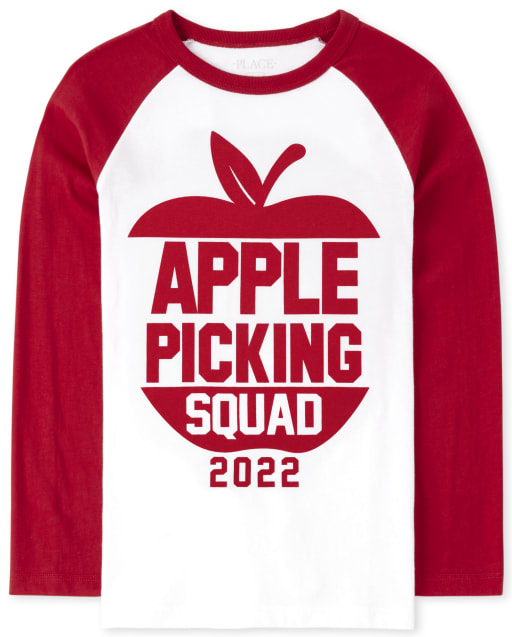 Camiseta gráfica unisex de manga larga para niños a juego con la familia Picking Squad de Apple