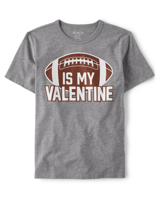 Camiseta con gráfico de San Valentín de fútbol para niños