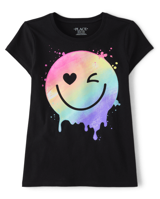 Camiseta con estampado de cara feliz y arcoíris para niñas