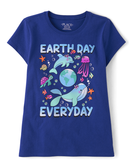 Camiseta con gráfico del Día de la Tierra para niñas