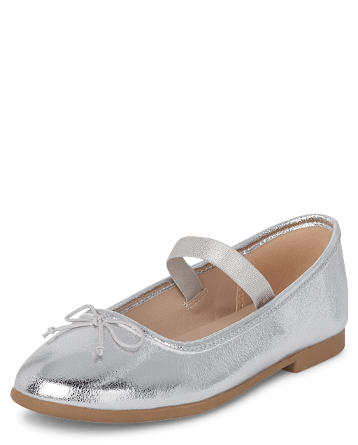 Girls in ballet flats store