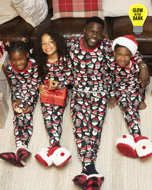 Matching Pajamas for the Whole Family!
