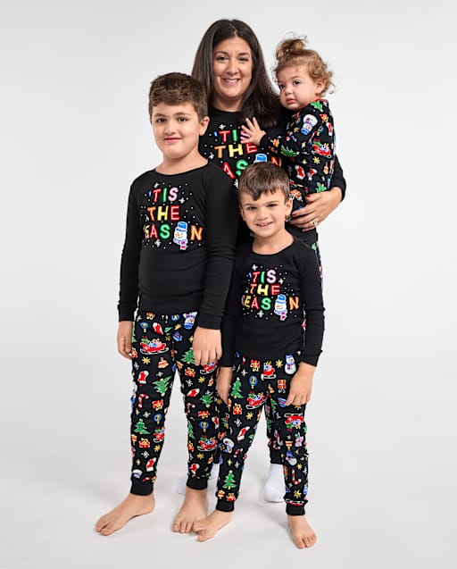 Pyjamas assortis pour toute la famille - Collection Glow Tis The Season