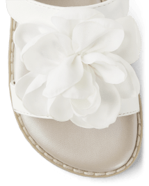 Sandales à fleurs pour fille